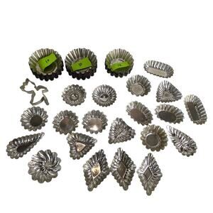 Vintage 55pc Lot of Tartlet Fluted Baking Tins Sweden Sandbakkel Cookie Molds